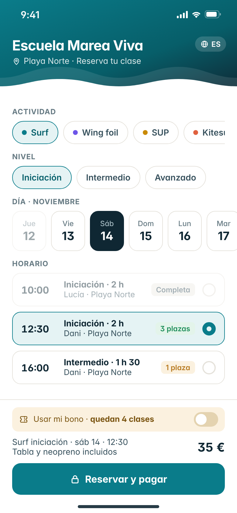 Pantalla de reserva de Mareio en el móvil: actividad, nivel, día y horario con plazas libres y botón de reservar y pagar